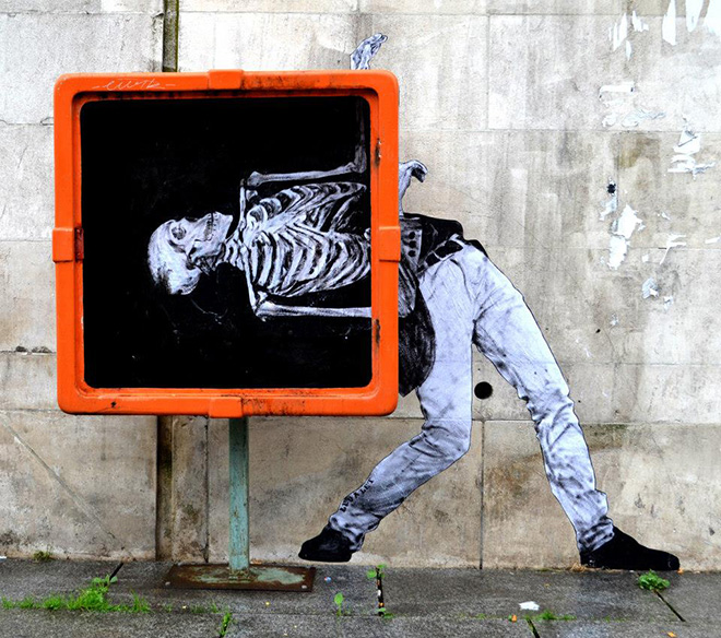 Levalet, Macabre Dance - Canal de l'ourcq - Paris