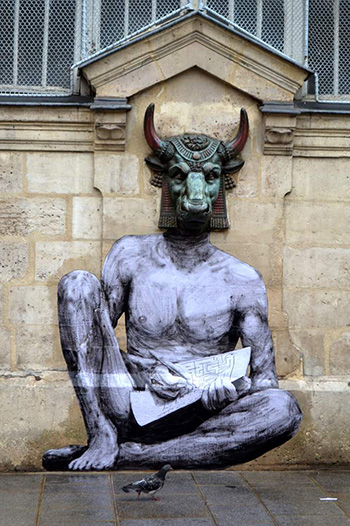 Levalet - Minotaure, street art - Paris