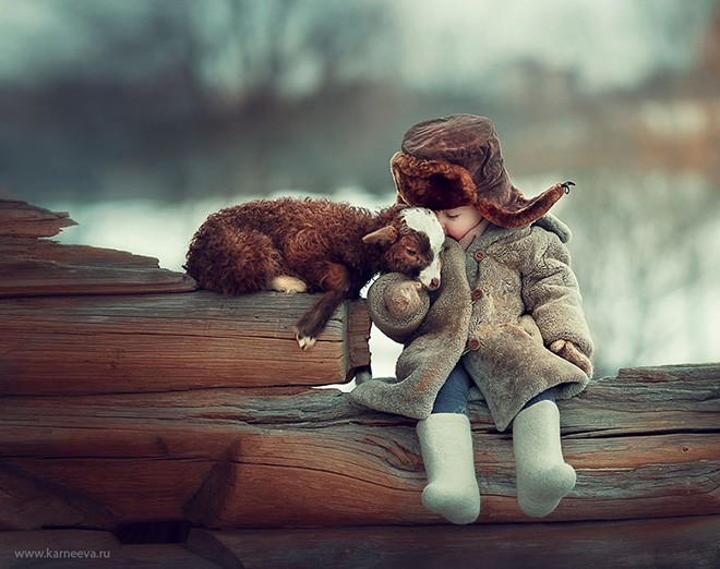 Elena Karneeva – Animali e bambini