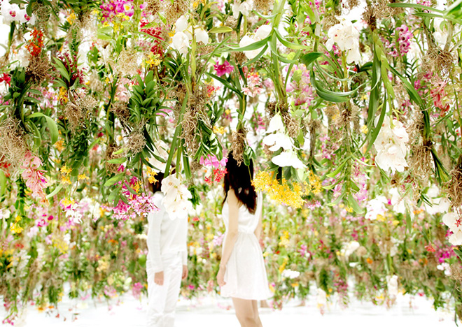 Floating Flower Garden - TeamLab