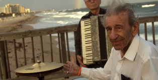 Holocaust Survivor Band - Suonare per sopravvivere