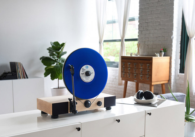 Gramovox – Floating record