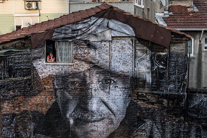 JR – Istanbul, The Wrinkles of the City