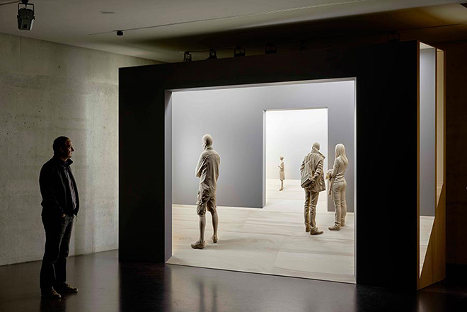 Peter Demetz - The Exhibition, 2014 - tiglio e acrilico, installazione per “Canone Inverso”, 300 x 450 x 10 cm. Courtesy Liquid art System, Capri. Location: Capri, Certosa di San Giacomo, Canonica.