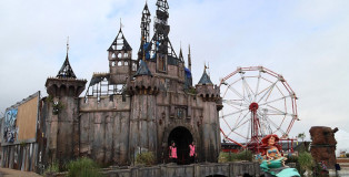 Banksy - Dismaland, Bemusement Park. Photo credit: Sal / Arrested Motion