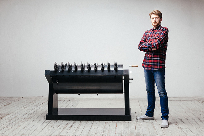 The Gun Music Box – Make music not war