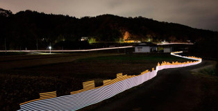 Greg McNevin - Illuminare l'invisibile. Un progetto in collaborazione con Greenpeace volto a documentare i livelli di radiazioni ancora presenti nelle zone di Chernobyl e Fukushima.