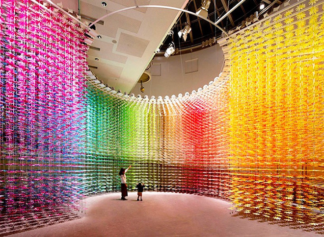 Emmanuelle Moureaux - Color mixing