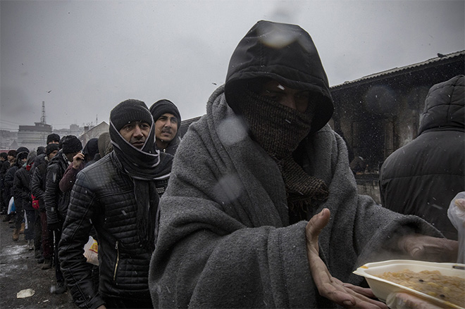 Antonio Gibotta -  Serbia, Belgrado, Oltre 1000 migranti nel gelo di Belgrado