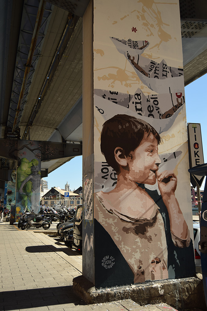 WALK the LINE - Arte urbana sui piloni della Sopraelevata di Genova