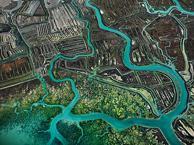 Edward Burtynsky – Water