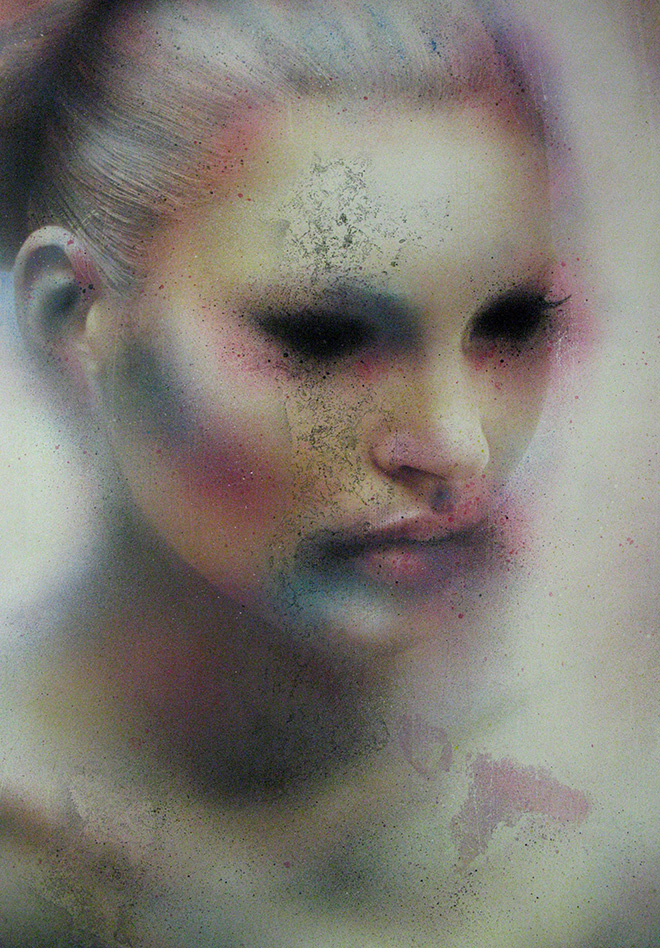 Marco Rea - Untitled, pittura spray su immagine fotografica