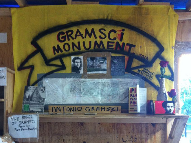 Thomas Hirschorn – Gramsci Monument