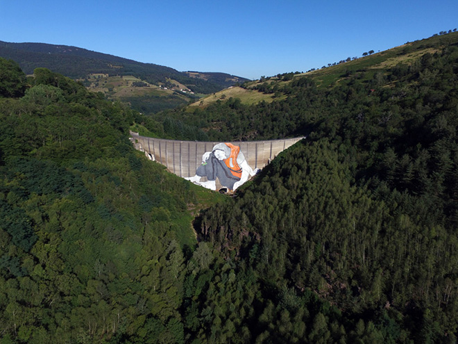 Ella & Pitr - Il gigante della diga, Saint-Chamond, La Valla-en-Gier (France), 2017