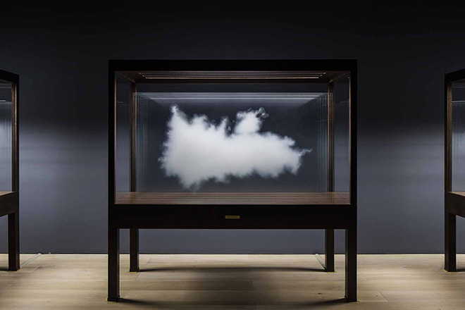 Leandro Erlich - Cloud (UK), 2016. Mori Art Museum, Tokyo, Japan, 2017. Photo: Hasegawa  Kenta, courtesy: Mori Art Museum