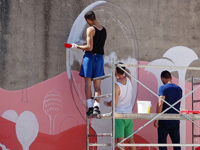 Guerrilla Spam - MANI IN ALTO!, Primo Murales, Progetto di arte urbana Casa Circondariale di Larino (CB), 2017