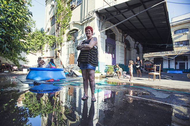 Jacopo Brogioni - Rosa Precoma, Militante del Comitato di lotta per la casa - occupante, Roma: Il Racconto di 100 Donne