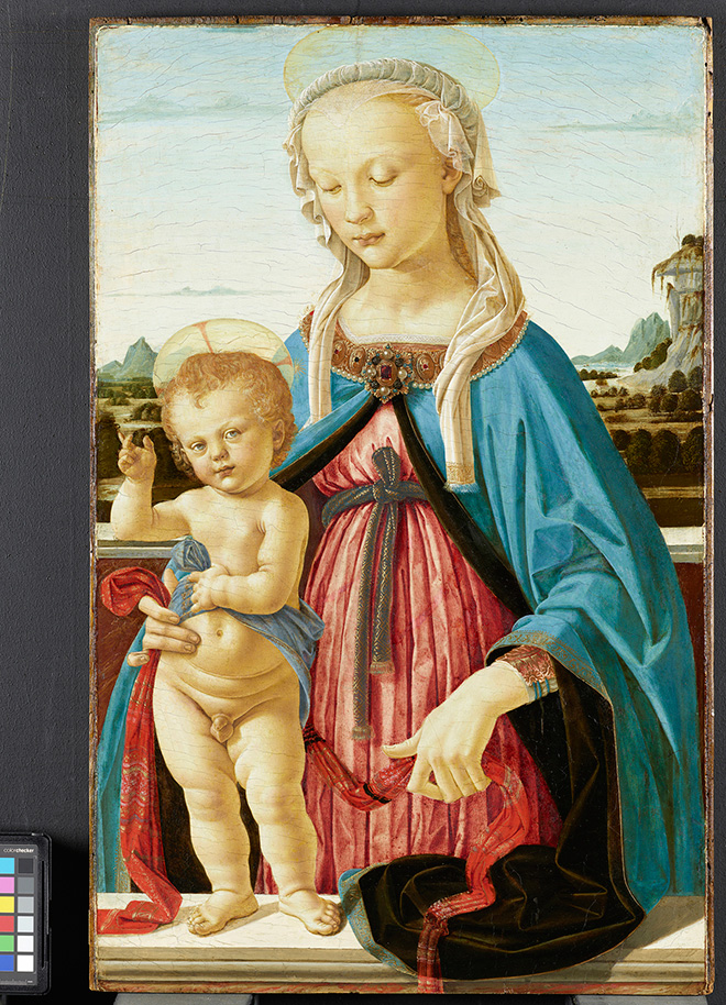 Andrea del Verrocchio (Firenze, 1435 circa - Venezia, 1488) Madonna col Bambino, 1470 circa, tempera su tavola, cm 75,8 x 47,9. Berlino, Staatliche Museen zu Berlin, Gemäldegalerie, inv. 108 ©Staatliche Museen zu Berlin, Gemäldegalerie / Christoph Schmidt.