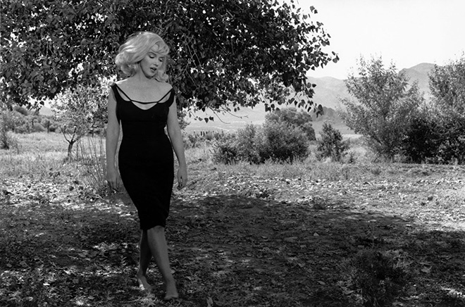 Inge Morath - Marylin Monroe sul set di Misfits, Nevada, 1960. ©Fotohof archiv/Inge Morath/Magnum Photos