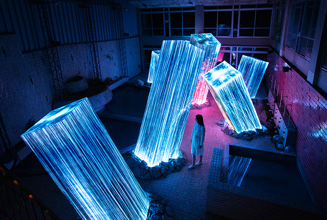 teamLab - Megaliths in the Bath House Ruins