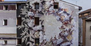 Borondo - L O R E B E L T Z A, mixed media on wall, 2018 / 2019, Vitoria - Gasteiz. photo credit: Vincent Cornelli (@streetlayers)