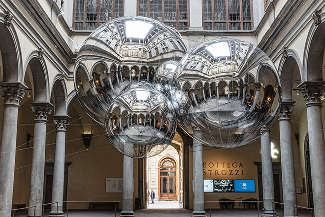 Tomás Saraceno – Thermodynamic Constellation