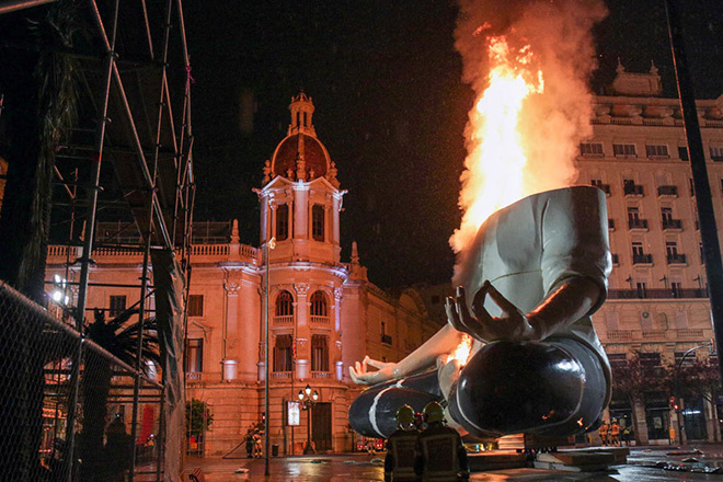 Escif - This Too Shall Pass, Las Fallas, Valencia, (Spain), 2020. photo courtesy of: Escif