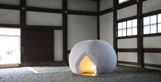 Shi-An - Mobile Tea House. Organizer: Nada Art Gallery. Collaboration: Akinori Inuzuka Design. Photo: Takuya Watanabe. Design Team: Kazuya Katagiri, Ayaka Fuji