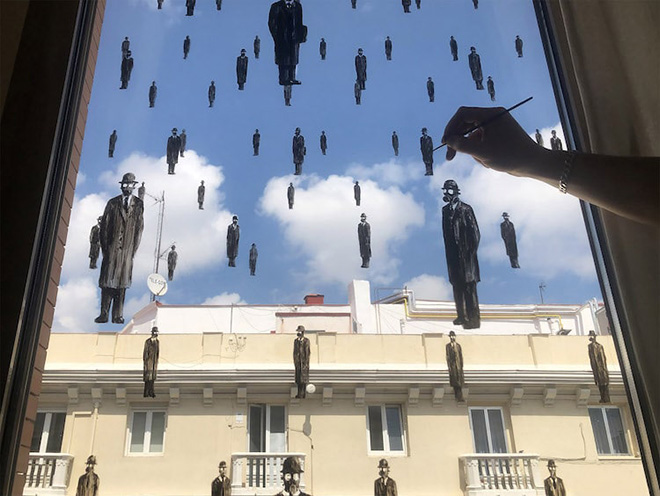 Pejac – Arte dalla finestra di casa