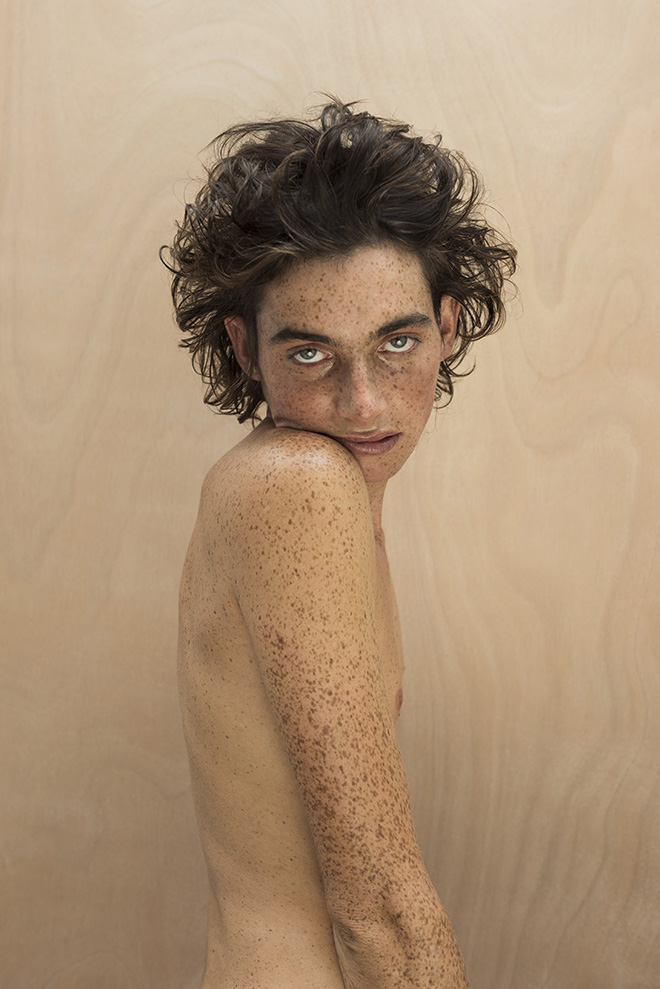 Isabelle Chapuis - VIVANT-QUENTIN, From the series ALIVE , Particular Merit Mention, AAP Magazine 10 Portrait