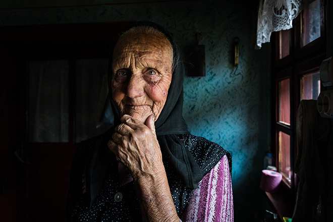 Ron Cooper - Anna (Rural Romania), From the series Portraits that Celebrate Humanity, Particular Merit Mention, AAP Magazine 10 Portrait