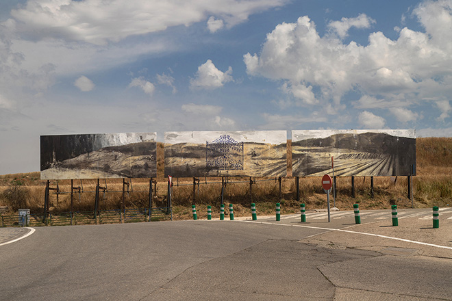 Gonzalo Borondo - INSURRECTA, Segovia, Spain. photo credit: Roberto Conte