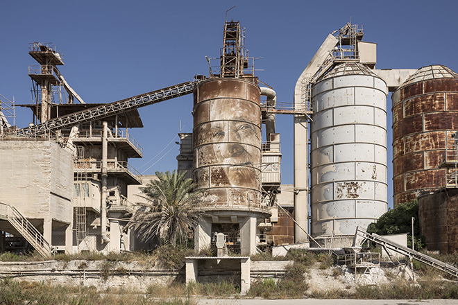 Guido Van Helten - (Meno Leffa), murale per Bitume - Industrial Platform of Arts, Ragusa