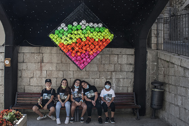 UNO - Cvtà Street Fest 2020, Civitacampomarano. Colorful and playful site-specific work of UNO. Ph. @UNO