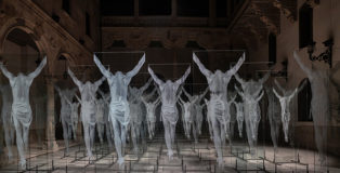 Gonzalo Borondo - N̶O̶N̶ PLUS ULTRA, installazione nel Cortile di Palacio de la Salina a Salamanca (Spagna) per il Facyl Festival. photo credit: ©Roberto Conte