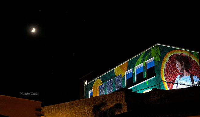 Mauro Patta - Ethnika, murale presso il plesso scolastico dell’ex monastero di Lentini, quartiere Badia.  Photo credit: Nuccio Costa.