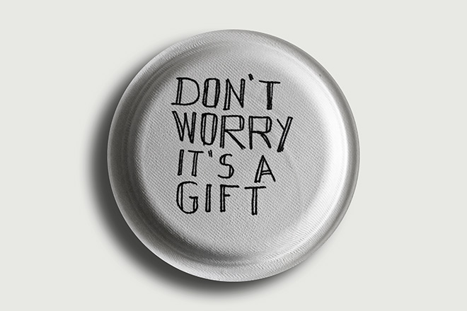 Carlo Junior Sanabria, Vanessa Wellington - Don't worry it’s a gift