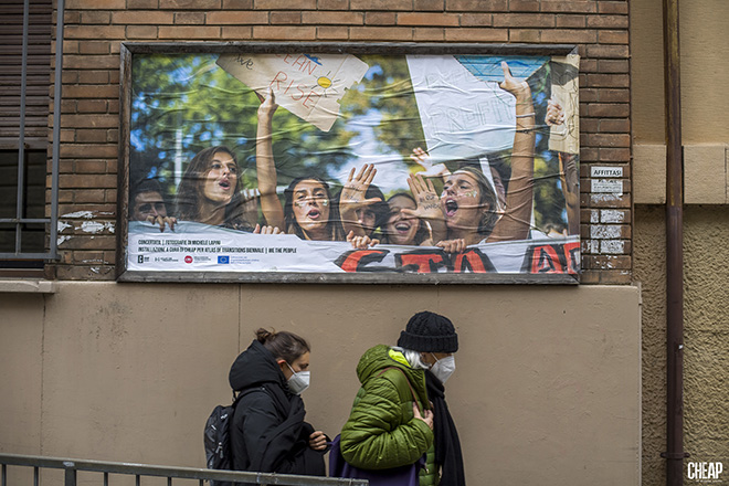 CONCERTATA - Fotografie di Michele Lapini. Installazione a cura di CHEAP per Atlas of Transitions Biennale | We are People, Bologna, 2020