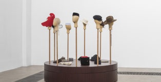 QIU ZHIJIE (LECTURES), Galleria Continua, Beijing. Hat, Hat Lecture No.11. 2020 Courtesy: the artist and GALLERIA CONTINUA Photo by: Dong Lin