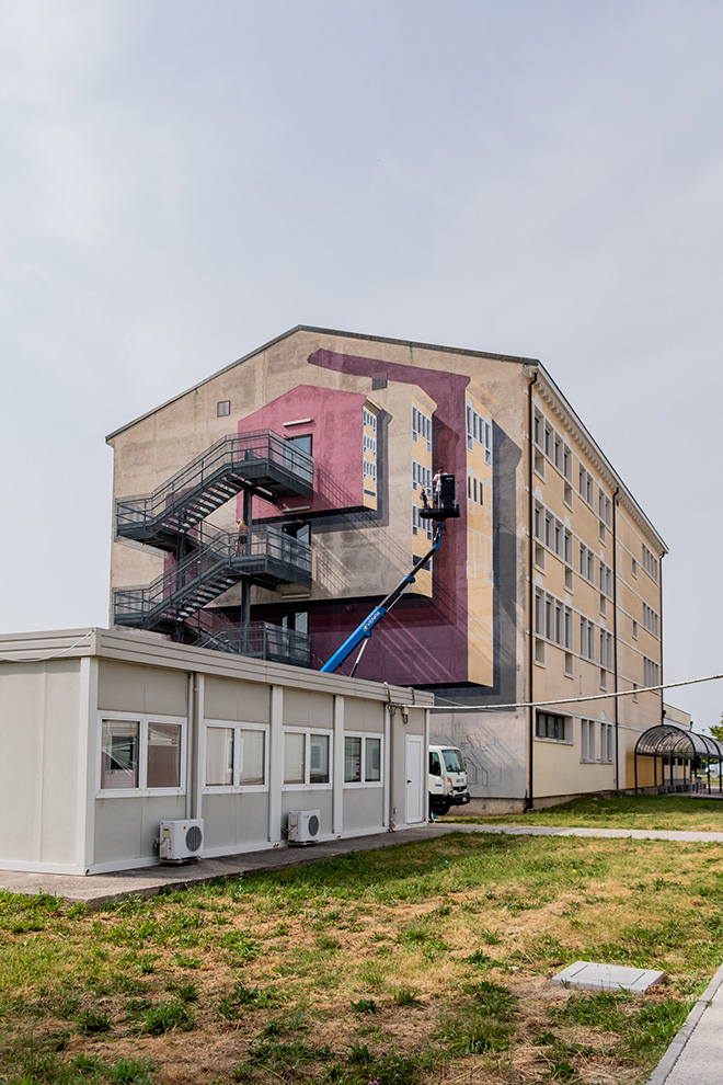 SPOK  - A gate going to the future, Abano Terme (PD) – IPSSAR PIETRO D'ABANO Succursale . Opera su muro .