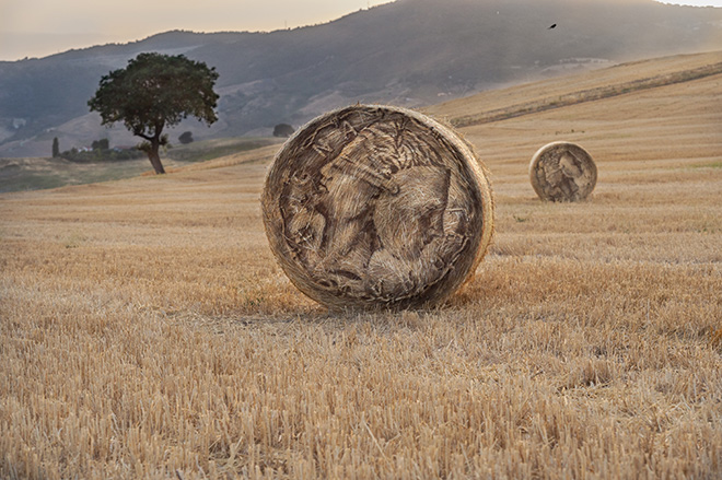 Borondo - Coin, AppARTEngo Festival 2021. photo credit: Aruallan