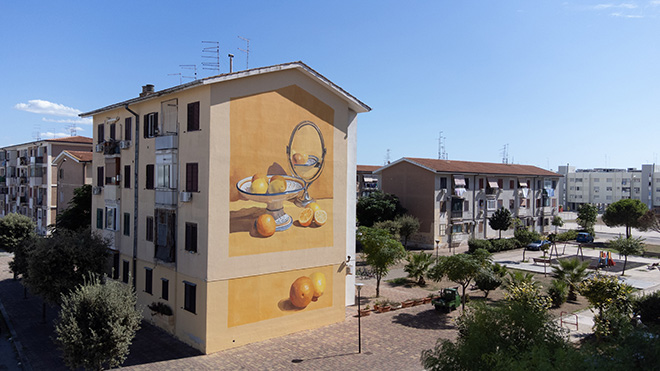 Marta Lapeña - T.R.U.St (II edizione), murale a Taranto