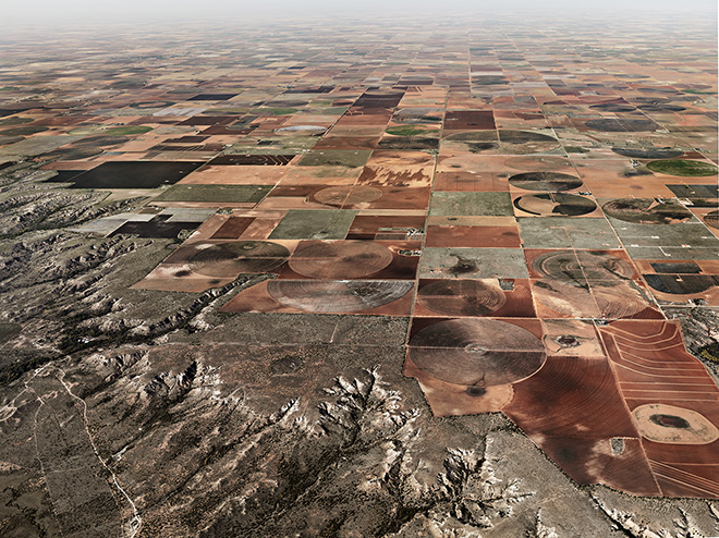 Pivot Irrigation #11, High Plains, Texas Panhandle, USA. Photo by Edward Burtynsky.