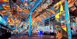 Glow Eindhoven 2021 - Ode to light. photo credit: Bart van Overbeeke