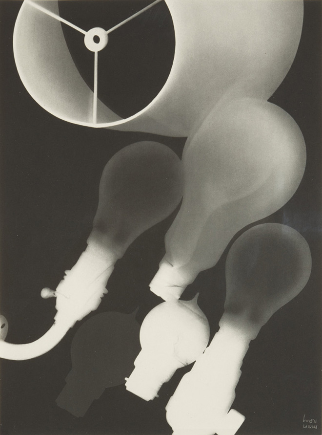 MAN RAY - Elettricità. La casa, 1931 © Man Ray Trust by SIAE 2022