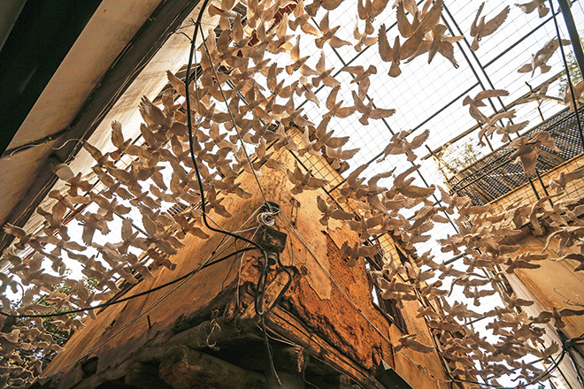 Once Upon a Time… Windows – Installazione nella Città Vecchia di Damasco
