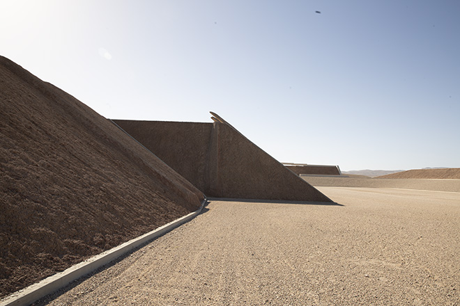 Michael Heizer - CITY. Complex One and Complex Two, City. © Michael Heizer. Courtesy Triple Aught Foundation. Photo: Joe Rome