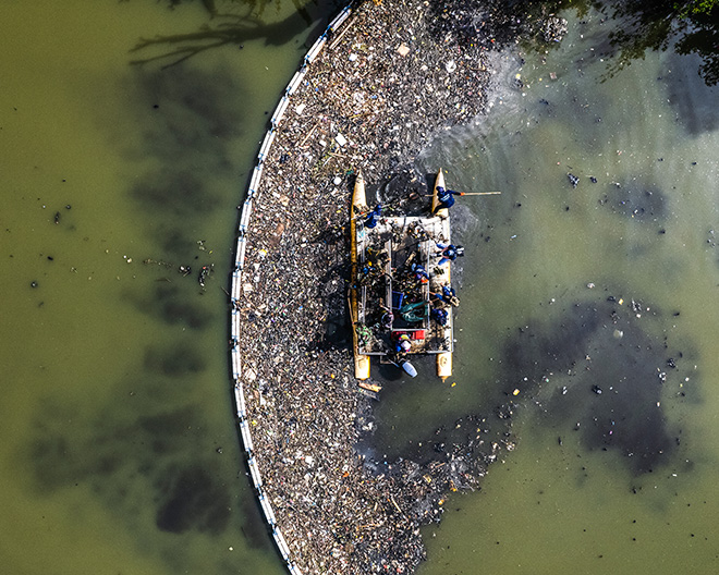 Plastic Fischer – TrashBoom: la tecnologia semplice che ripulisce i fiumi dalla plastica