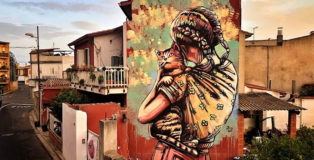 Alice Pasquini - Incontro, murale a San Gavino Monreale