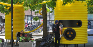 Moradavaga - HEJ FRÄMLING!, installation, Örebro, OpenArt festival, 2022